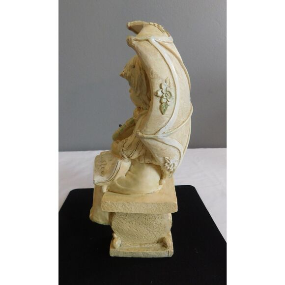 Large  Resin Figurine Young Man-Woman with Dog Sitting of Bench Reading A Book - Picture 3 of 8